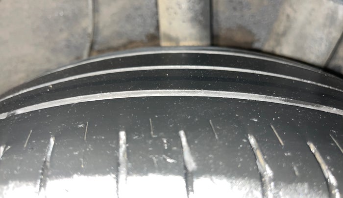 2022 Hyundai AURA SX PLUS 1.2 AMT, Petrol, Automatic, 46,491 km, Left Rear Tyre Tread