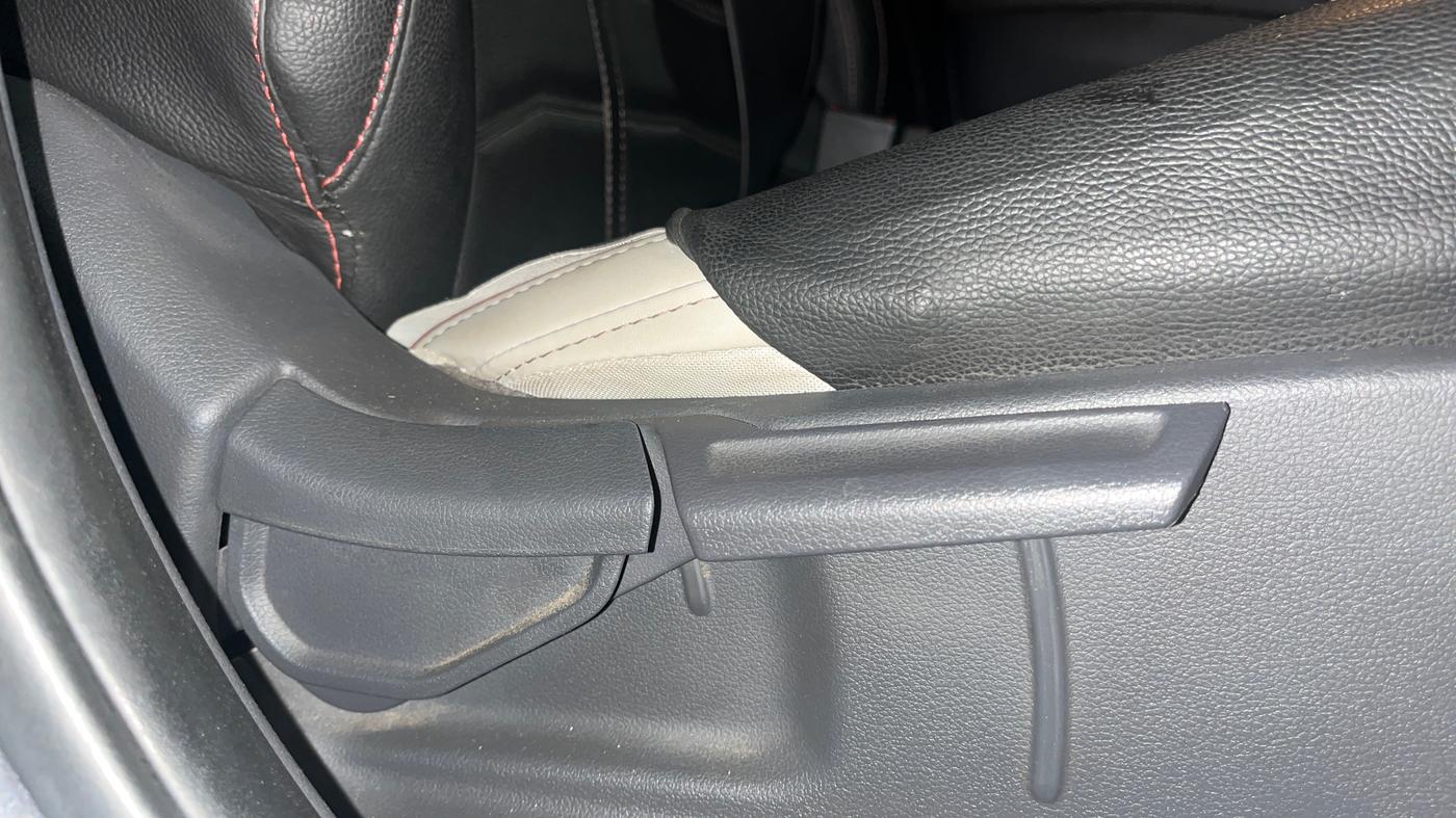 2022 Hyundai AURA SX PLUS 1.2 AMT, Petrol, Automatic, 46,491 km, Driver Side Adjustment Panel