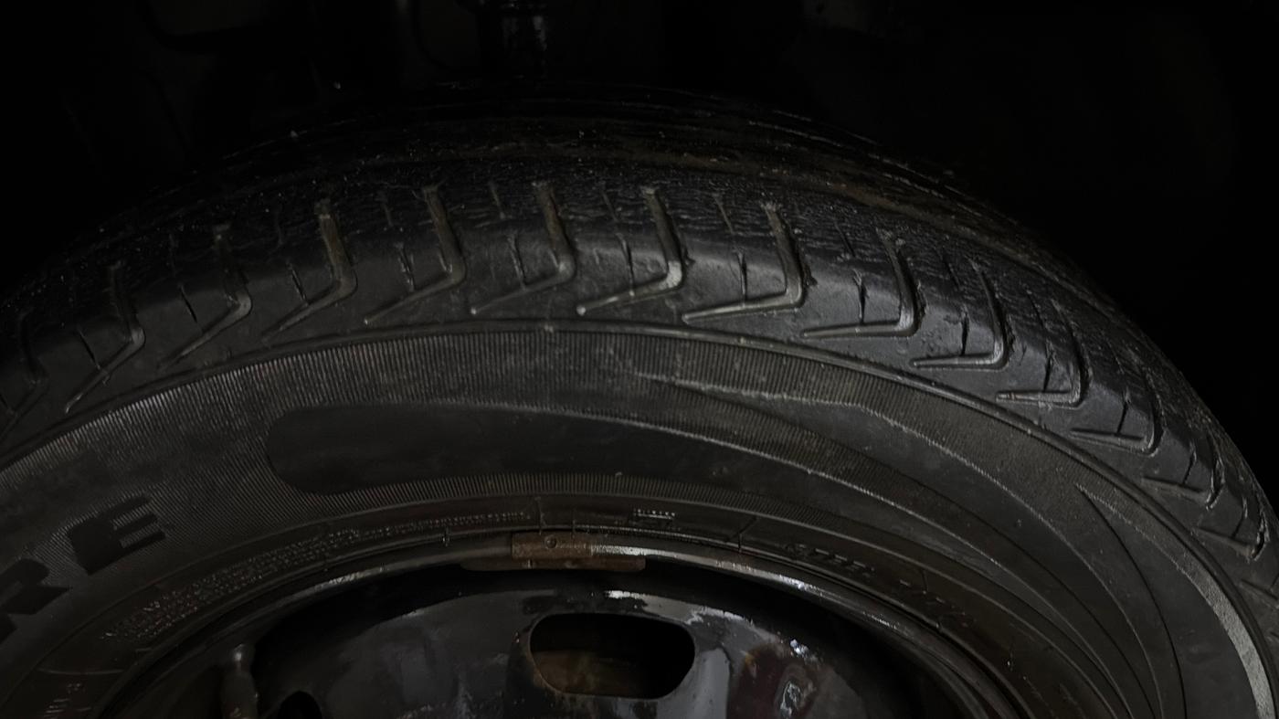2018 Renault Kwid RXT 1.0 AMT (O), Petrol, Automatic, 57,009 km, Left Front Tyre Tread