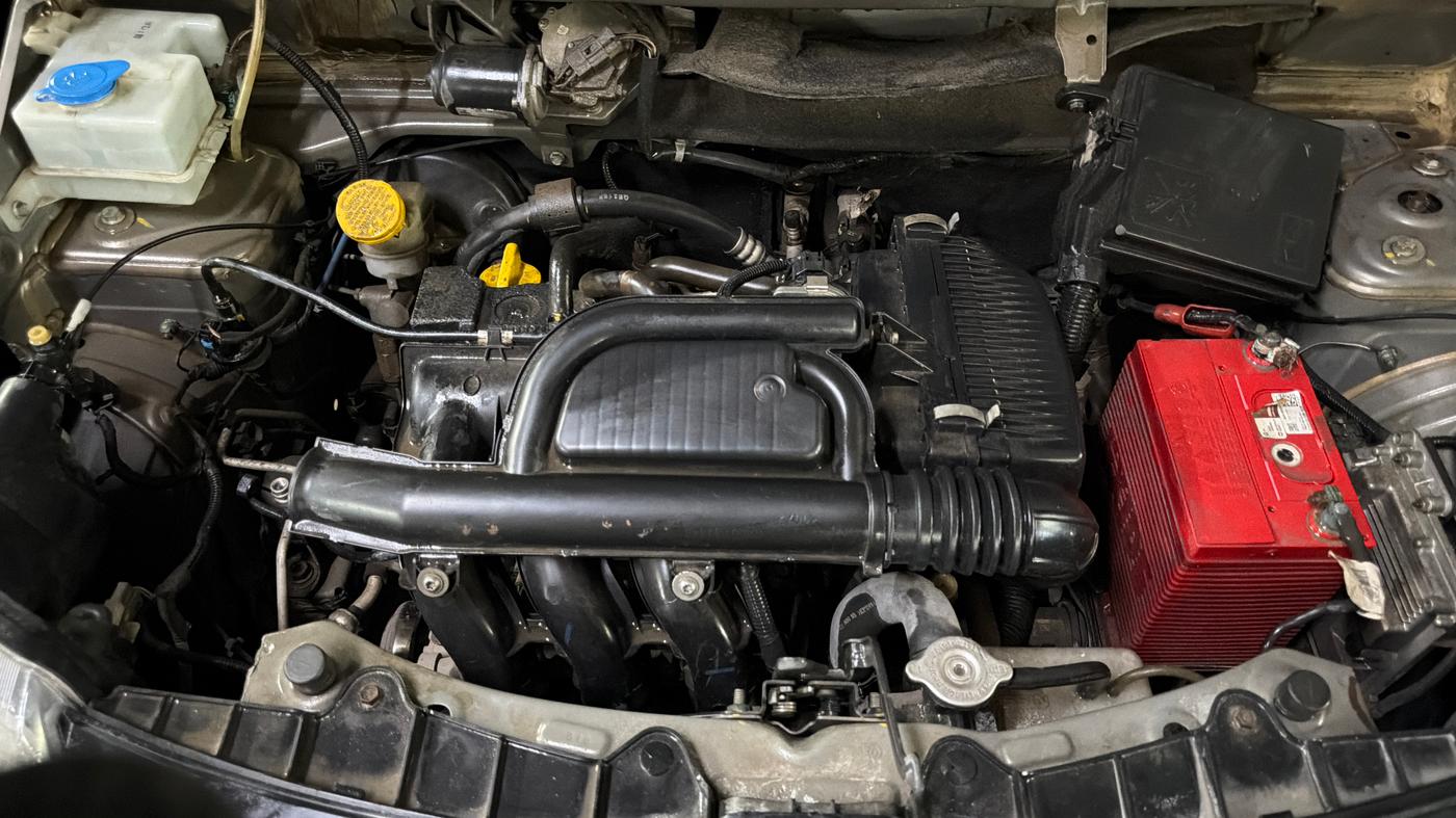 2018 Renault Kwid RXT 1.0 AMT (O), Petrol, Automatic, 57,009 km, Engine View