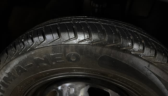 2018 Renault Kwid RXT 1.0 AMT (O), Petrol, Automatic, 57,009 km, Right Front Tyre Tread