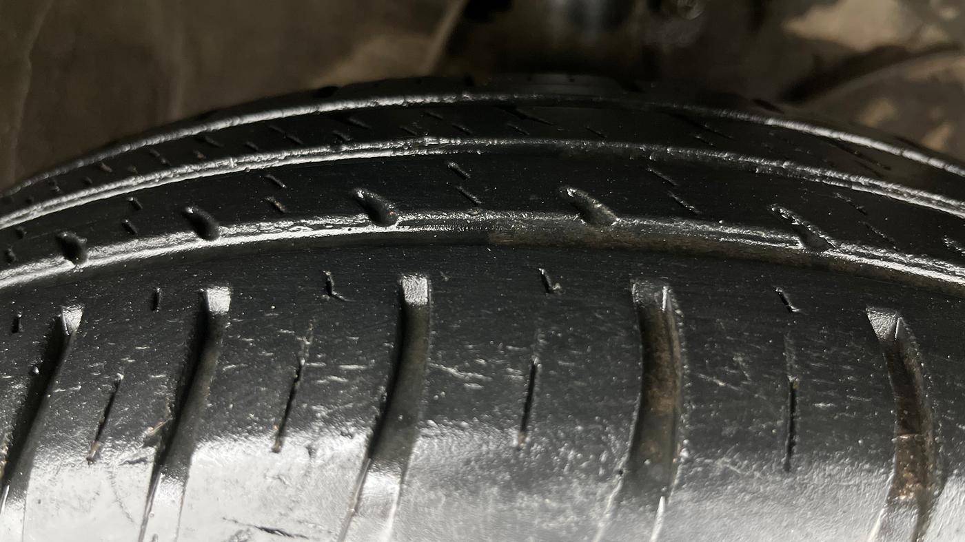 2018 Maruti Swift VXI, Petrol, Manual, 48,701 km, Right Front Tyre Tread
