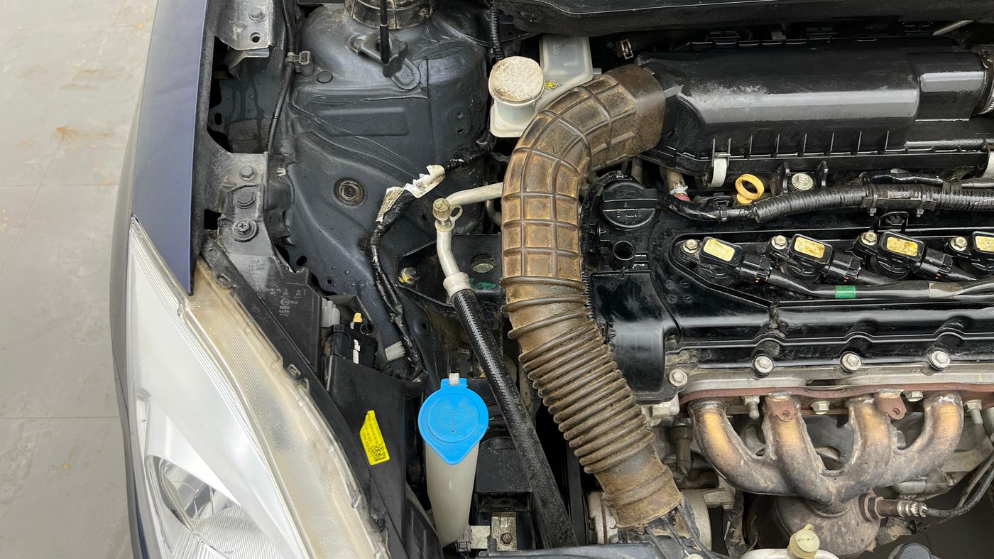 2018 Maruti Swift VXI, Petrol, Manual, 48,701 km, Engine View - Right