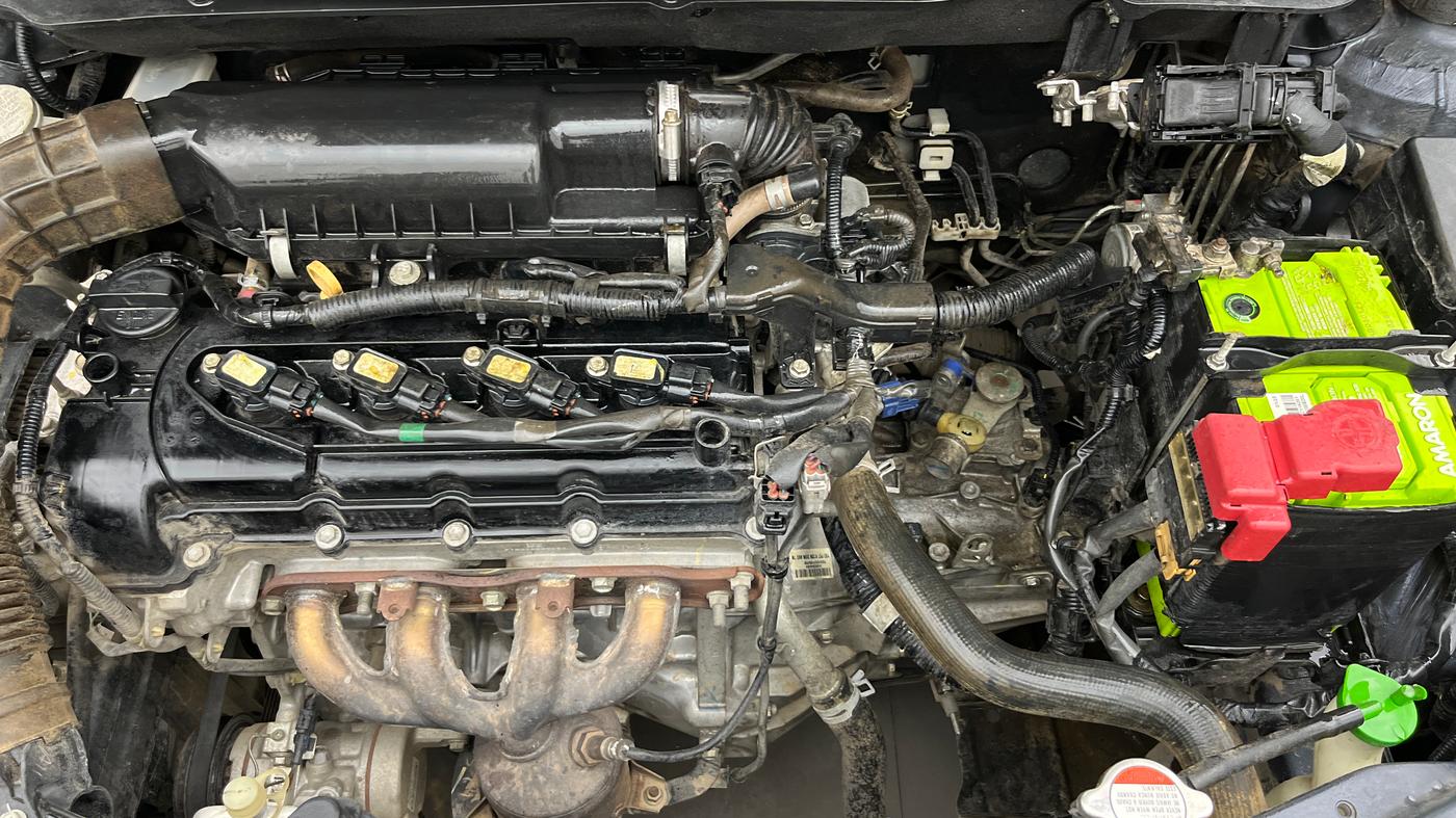 2018 Maruti Swift VXI, Petrol, Manual, 48,701 km, Engine View