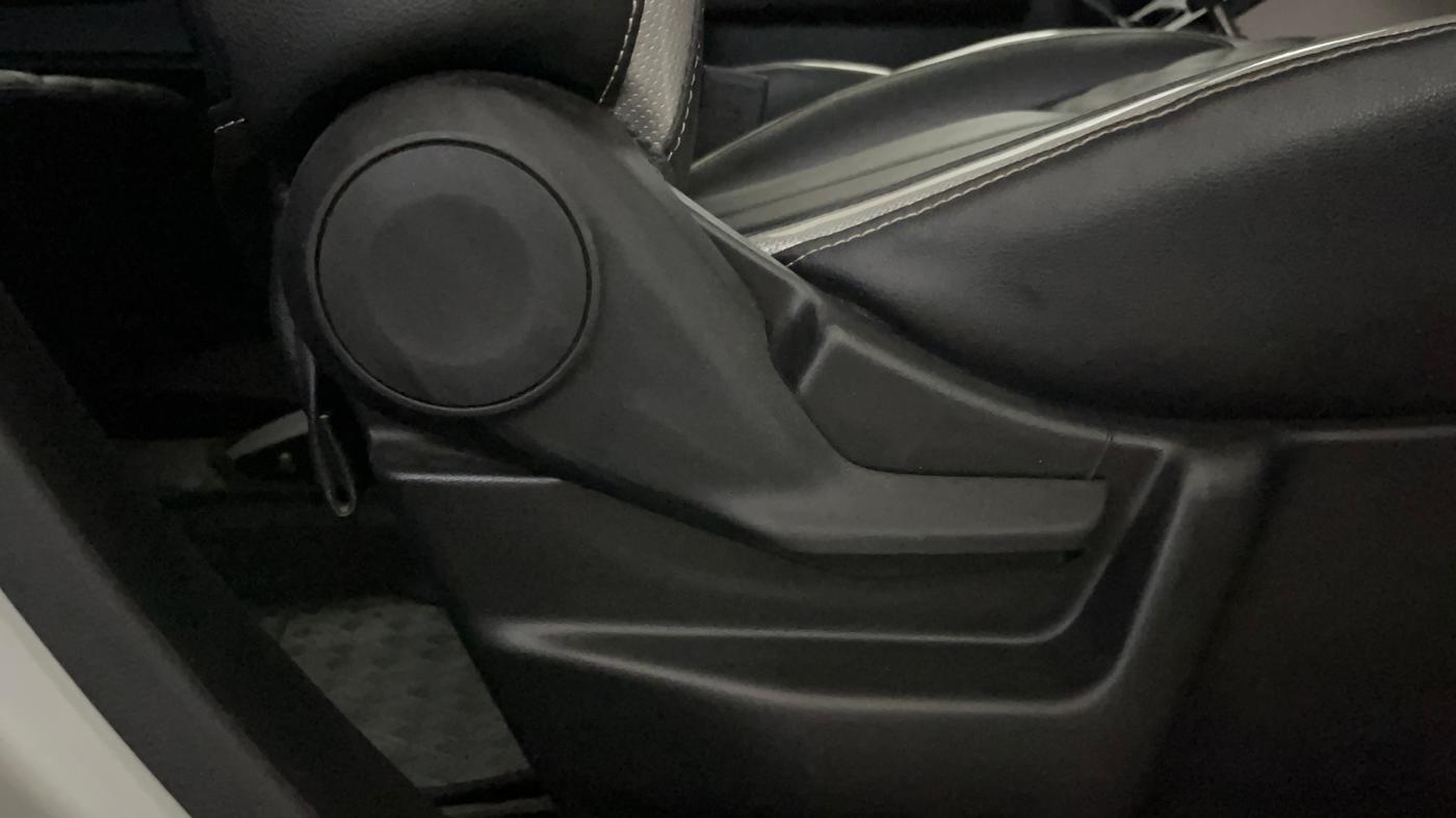 2020 Maruti New Wagon-R VXI 1.2, Petrol, Manual, 12,027 km, Driver Side Adjustment Panel