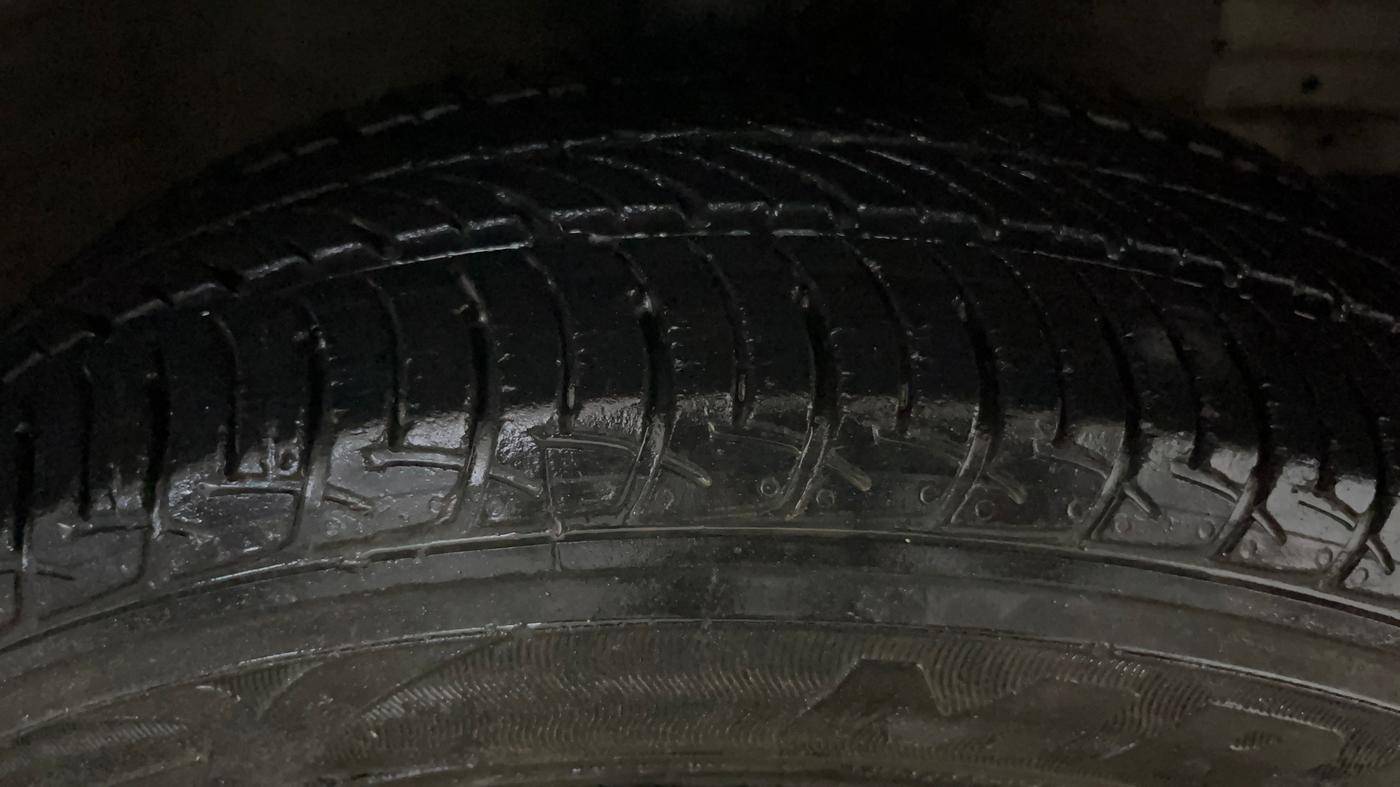 2020 Maruti New Wagon-R VXI 1.2, Petrol, Manual, 12,027 km, Right Front Tyre Tread