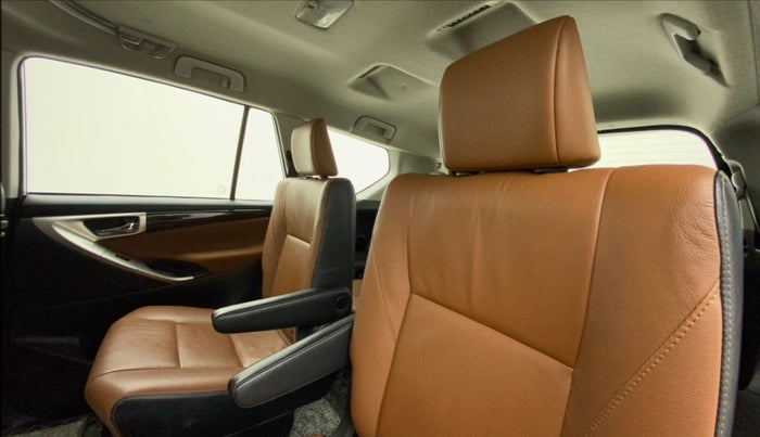 2019 Toyota Innova Crysta 2.8 ZX AT 7 STR, Diesel, Automatic, 90,137 km, Right Side Rear Door Cabin