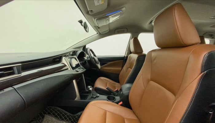 2019 Toyota Innova Crysta 2.8 ZX AT 7 STR, Diesel, Automatic, 90,137 km, Right Side Front Door Cabin