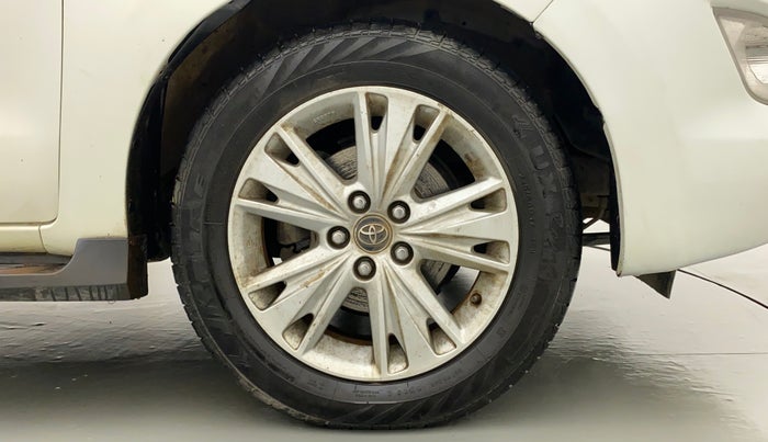 2019 Toyota Innova Crysta 2.8 ZX AT 7 STR, Diesel, Automatic, 90,137 km, Right Front Wheel
