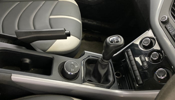 2021 Tata NEXON XM SUNROOF PETROL, Petrol, Manual, 65,781 km, Gear Lever