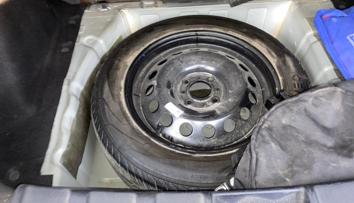 2021 Tata NEXON XM SUNROOF PETROL, Petrol, Manual, 65,781 km, Spare Tyre