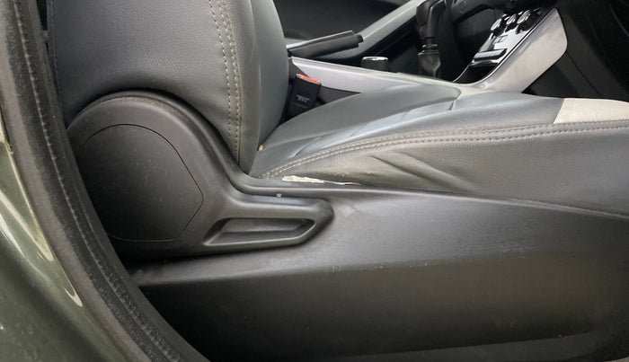 2021 Tata NEXON XM SUNROOF PETROL, Petrol, Manual, 65,781 km, Driver Side Adjustment Panel
