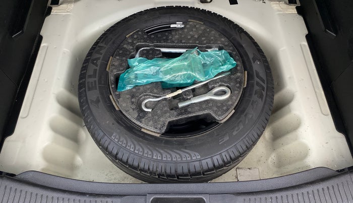 2016 Maruti S Cross ZETA 1.3, Diesel, Manual, 62,392 km, Spare Tyre