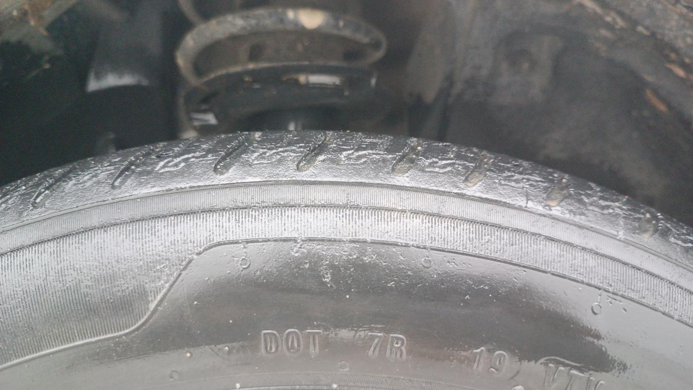 2021 Tata ALTROZ XM PLUS PETROL, Petrol, Manual, 93,595 km, Right Front Tyre Tread
