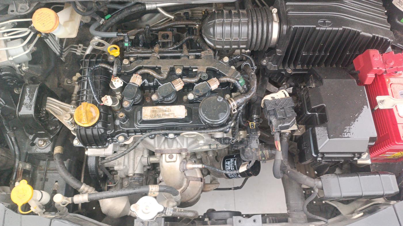 2021 Tata ALTROZ XM PLUS PETROL, Petrol, Manual, 93,595 km, Engine View