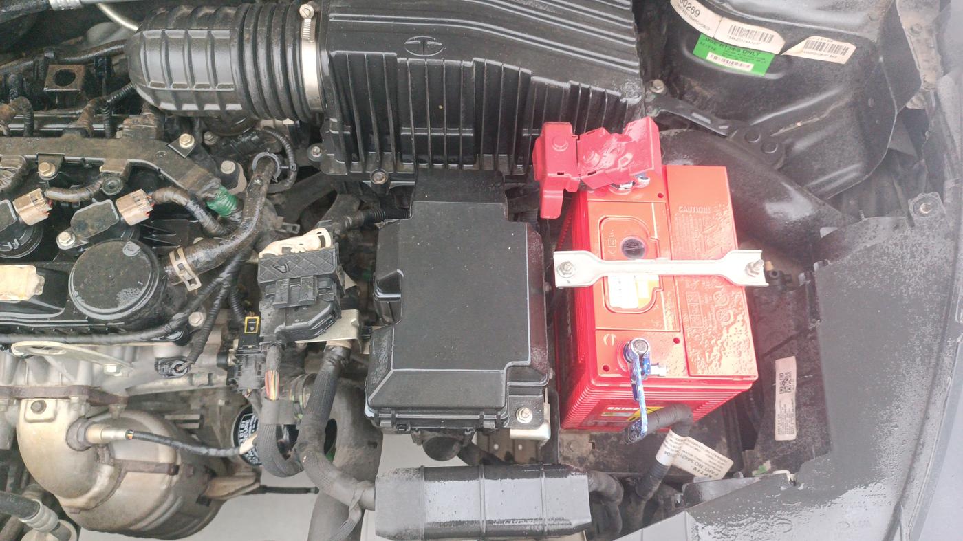 2021 Tata ALTROZ XM PLUS PETROL, Petrol, Manual, 93,595 km, Engine View - Left