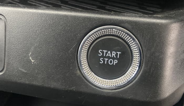 2021 Renault Kiger RXT AMT, Petrol, Automatic, 32,886 km, Keyless Start/ Stop Button