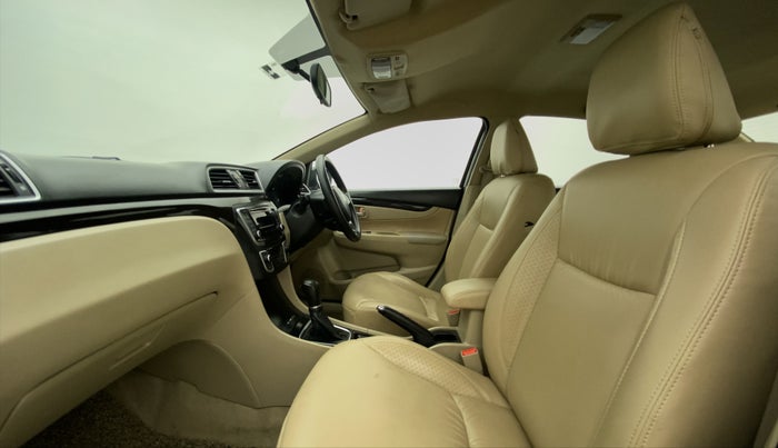 2014 Maruti Ciaz VXI+AT, Petrol, Automatic, 97,770 km, Right Side Front Door Cabin