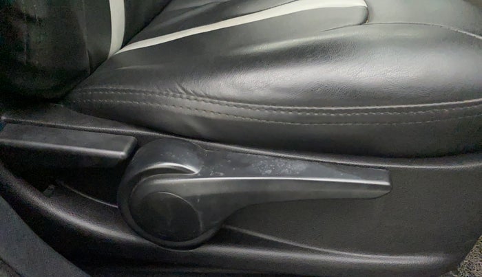 2019 Tata NEXON XZA PLUS DIESEL, Diesel, Automatic, 51,615 km, Driver Side Adjustment Panel