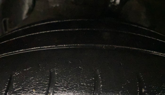 2019 Hyundai GRAND I10 NIOS SPORTZ 1.2 KAPPA VTVT DUAL TONE, Petrol, Manual, 58,779 km, Left Front Tyre Tread