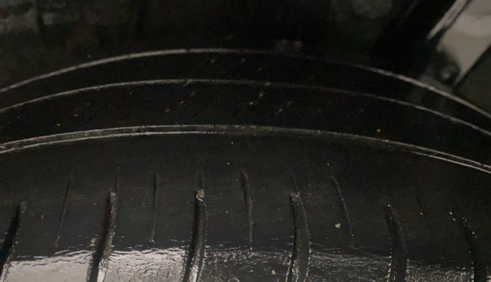 2019 Hyundai GRAND I10 NIOS SPORTZ 1.2 KAPPA VTVT DUAL TONE, Petrol, Manual, 58,779 km, Left Rear Tyre Tread