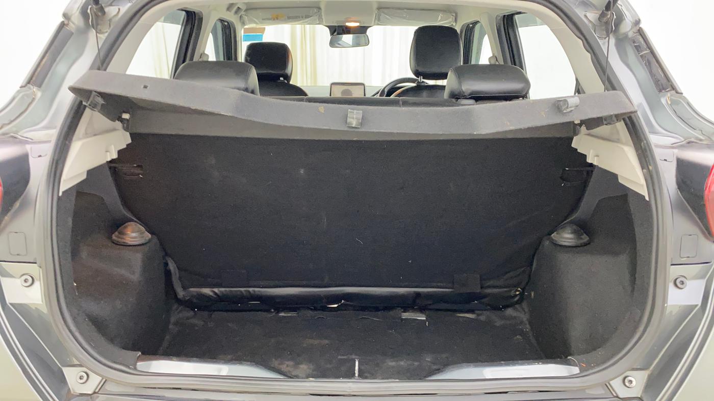 2021 Tata PUNCH CREATIVE AMT 1.2 RTN DUAL TONE, Petrol, Automatic, 43,489 km, Boot Inside