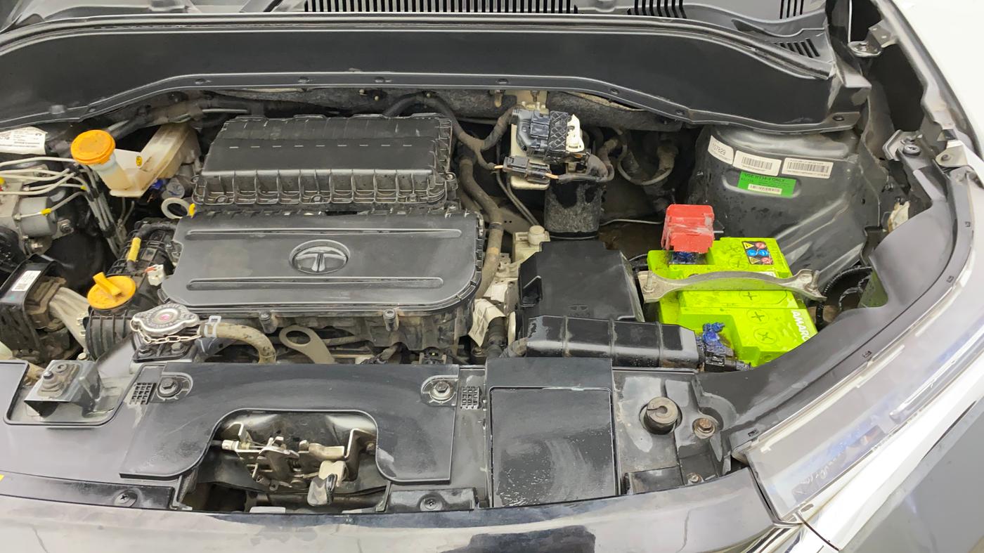 2021 Tata PUNCH CREATIVE AMT 1.2 RTN DUAL TONE, Petrol, Automatic, 43,489 km, Engine View - Left
