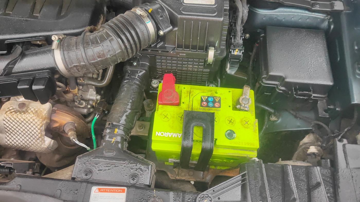 2019 Mahindra XUV300 W6 1.2 PETROL, Petrol, Manual, 36,627 km, Engine View - Left