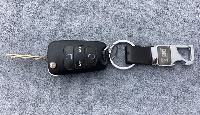 2013 Hyundai Verna FLUIDIC 1.6 SX VTVT, Petrol, Manual, 60,623 km, Key Close Up