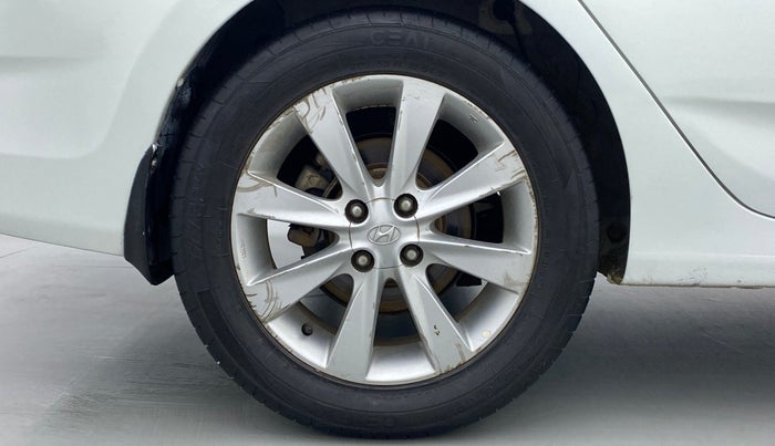 2013 Hyundai Verna FLUIDIC 1.6 SX VTVT, Petrol, Manual, 60,623 km, Right Rear Wheel