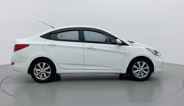 2013 Hyundai Verna FLUIDIC 1.6 SX VTVT, Petrol, Manual, 60,623 km, Right Side View