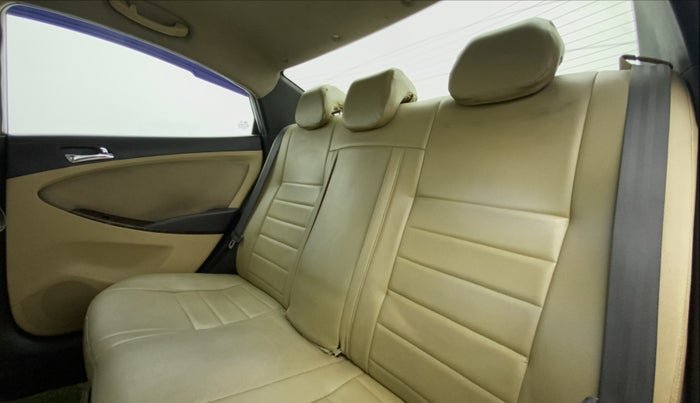 2013 Hyundai Verna FLUIDIC 1.6 SX VTVT, Petrol, Manual, 60,623 km, Right Side Rear Door Cabin