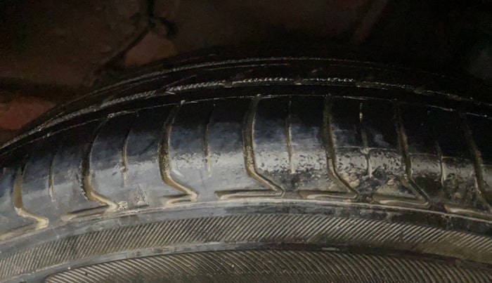 2021 Tata Tiago XT PETROL, CNG, Manual, 57,456 km, Left Rear Tyre Tread