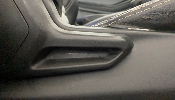 2021 Tata Tiago XT PETROL, CNG, Manual, 57,456 km, Driver Side Adjustment Panel