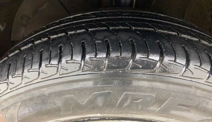 2019 Maruti Baleno DELTA PETROL 1.2, Petrol, Manual, 65,908 km, Left Front Tyre Tread