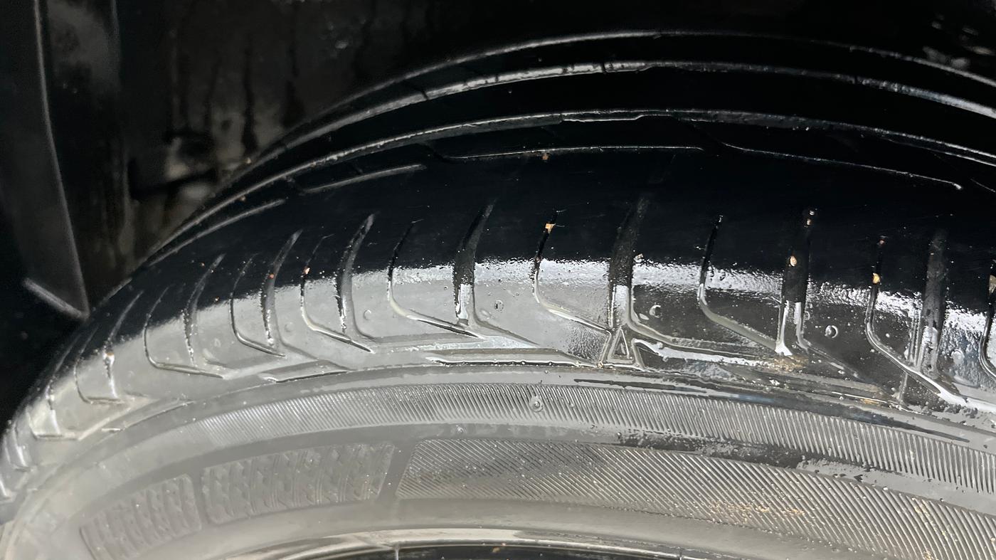 2019 Tata NEXON XZA PLUS PETROL, Petrol, Automatic, 44,994 km, Left Rear Tyre Tread