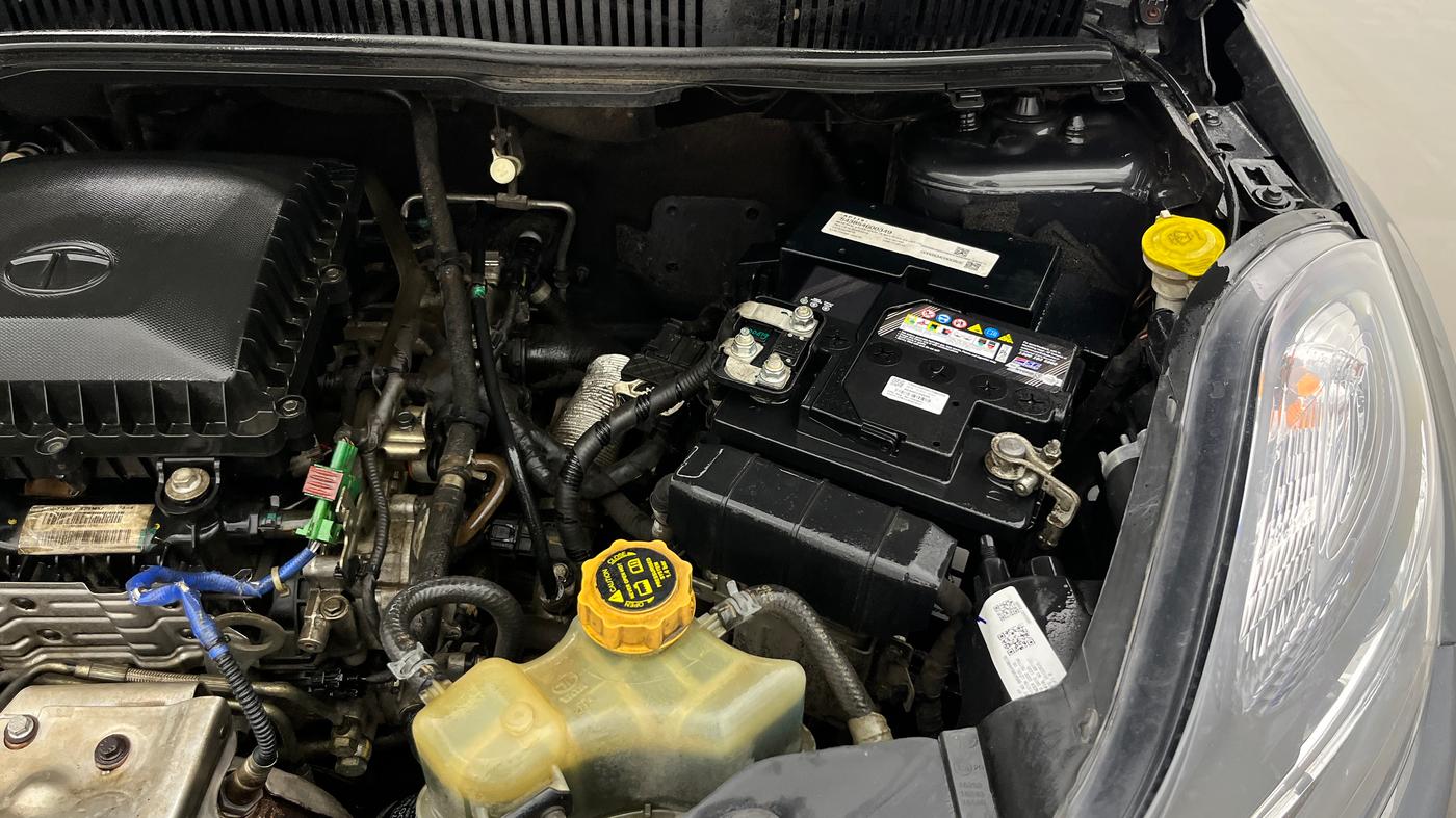 2019 Tata NEXON XZA PLUS PETROL, Petrol, Automatic, 44,994 km, Engine View - Left