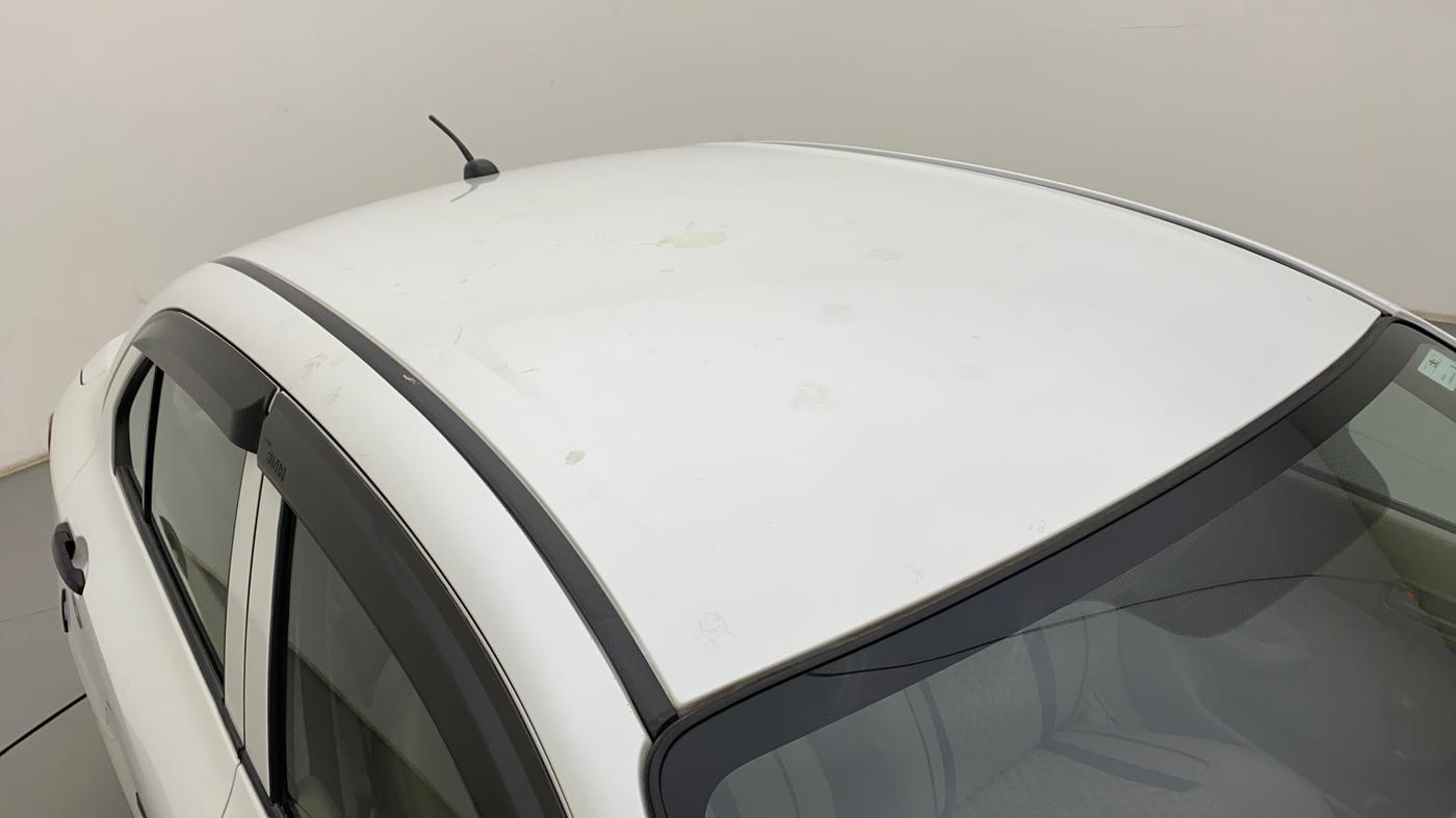 2017 Maruti Dzire LXI, CNG, Manual, 32,849 km, Roof