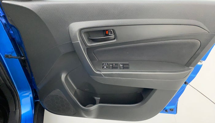 2017 Maruti Vitara Brezza VDI OPT, Diesel, Manual, 83,652 km, Driver Side Door Panels Control