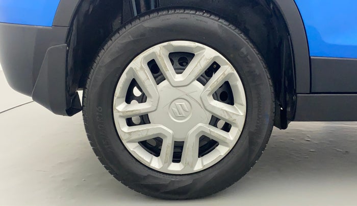 2017 Maruti Vitara Brezza VDI OPT, Diesel, Manual, 83,652 km, Right Rear Wheel
