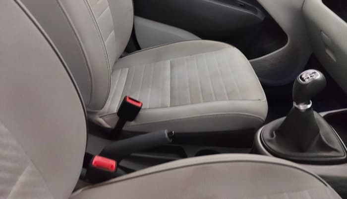 2024 Hyundai GRAND I10 NIOS Sportz 1.2 HY-CNG Duo, CNG, Manual, 7,006 km, Gear Lever