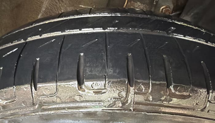 2021 Maruti New Wagon-R LXI CNG 1.0, CNG, Manual, 63,468 km, Right Front Tyre Tread