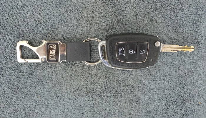 2015 Hyundai Creta SX 1.6 DIESEL, Diesel, Manual, 78,386 km, Key Close Up