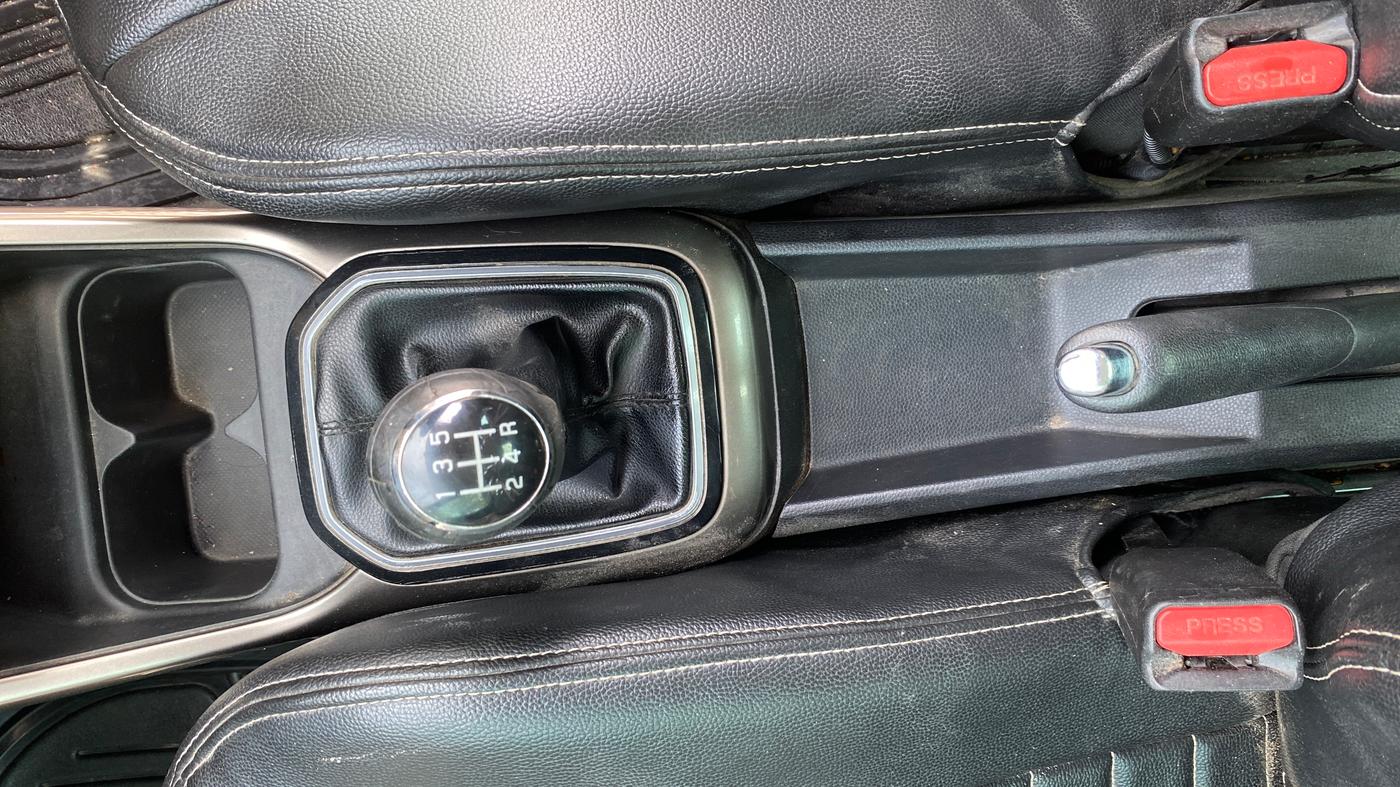 2018 Maruti IGNIS DELTA 1.2, Petrol, Manual, 86,795 km, Gear Lever