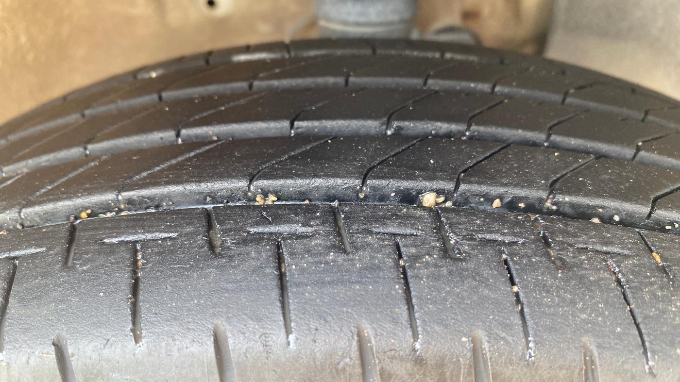 2018 Maruti IGNIS DELTA 1.2, Petrol, Manual, 86,795 km, Right Front Tyre Tread