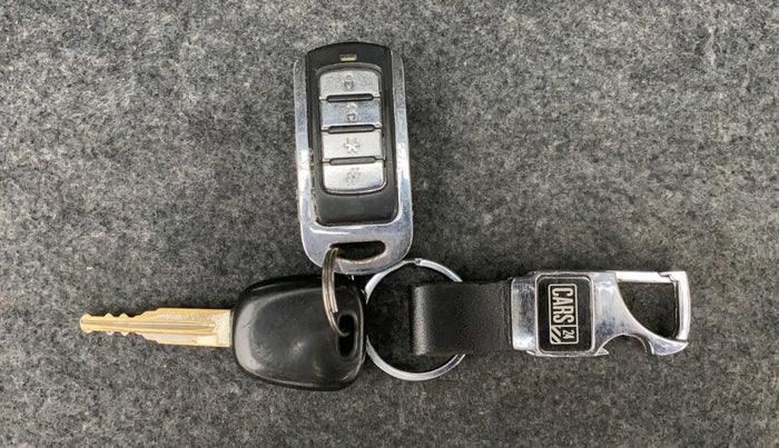 2011 Maruti Alto K10 VXI, Petrol, Manual, 87,965 km, Key Close Up