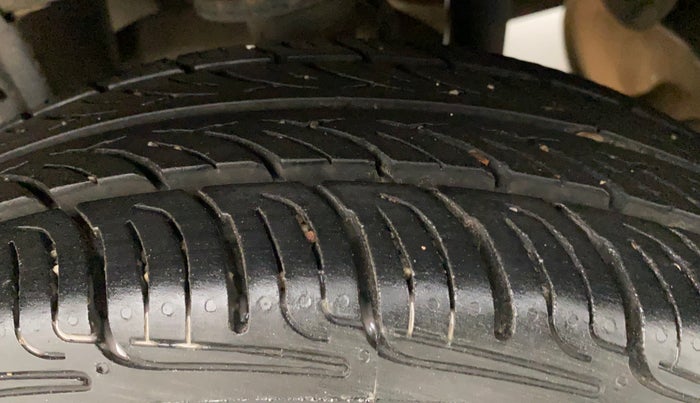 2011 Maruti Alto K10 VXI, Petrol, Manual, 87,965 km, Right Rear Tyre Tread