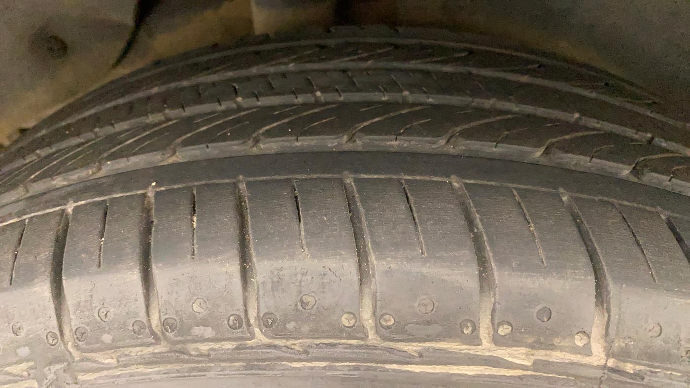 2017 Hyundai Creta E PLUS 1.6 PETROL, Petrol, Manual, 84,287 km, Right Rear Tyre Tread