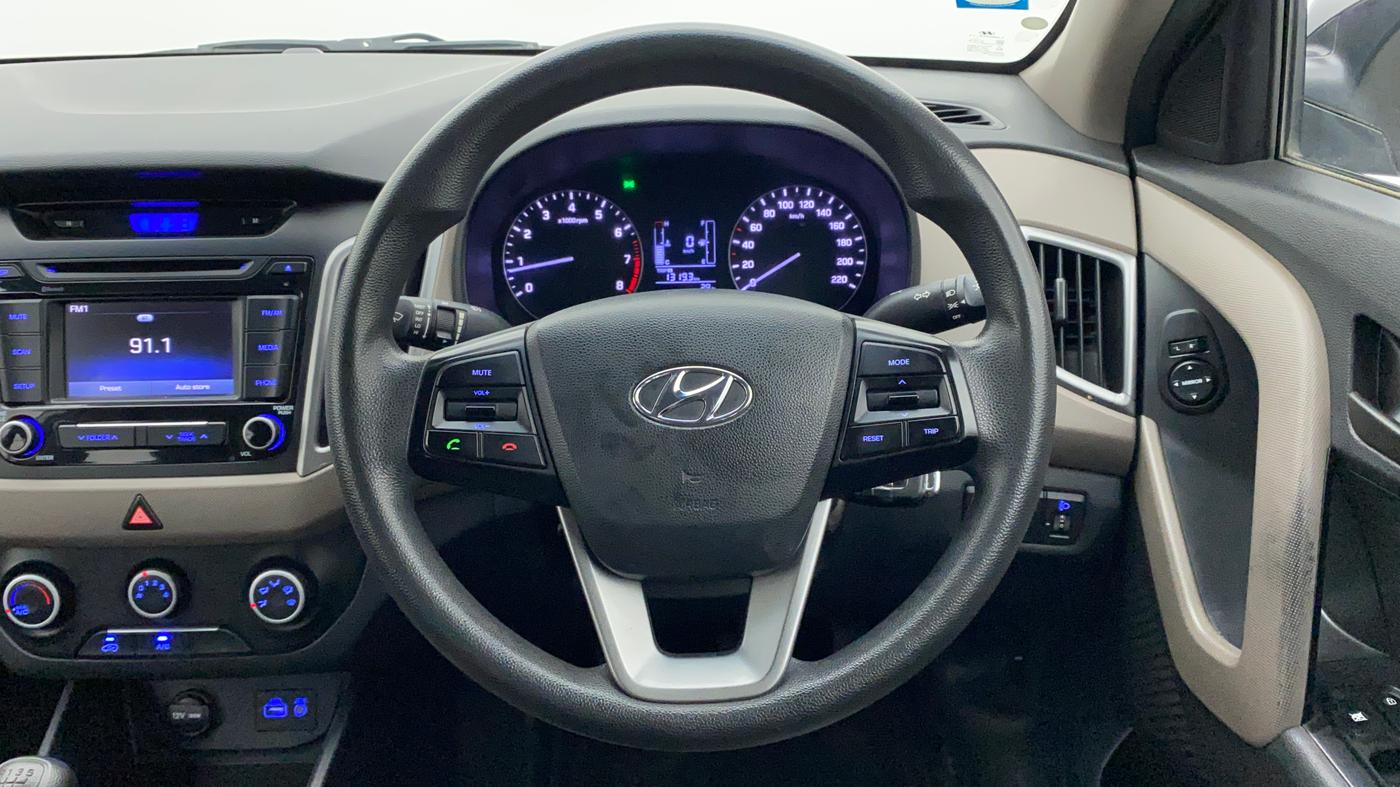 2017 Hyundai Creta E PLUS 1.6 PETROL, Petrol, Manual, 84,287 km, Steering Wheel Close Up