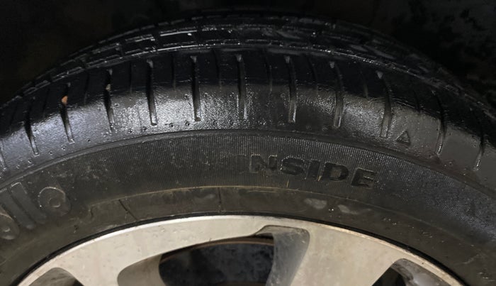 2015 Hyundai Elite i20 ASTA 1.2, Petrol, Manual, 69,413 km, Right Front Tyre Tread